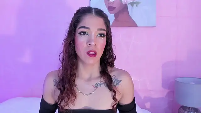 Snapshot of evelyn__rose1 chatting on March 21, 5:49 pm evelyn rose1 online show from March 21, 5:49 pm