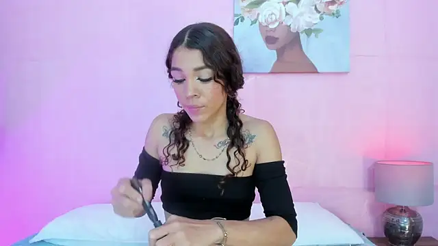 Snapshot of evelyn__rose1 chatting on March 26, 6:02 pm evelyn rose1 online show from March 26, 6:02 pm