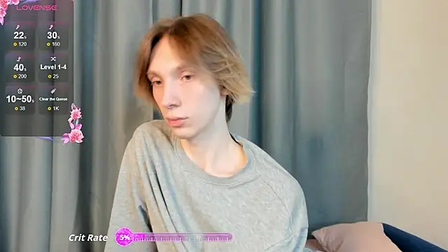 Snapshot of SilverFeral chatting on March 22, 8:45 pm SilverFeral online show from March 22, 8:45 pm