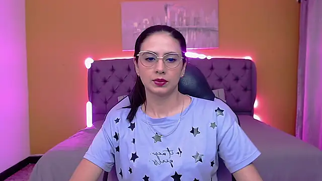 alexaneuer online show from June 2, 1:13 pm