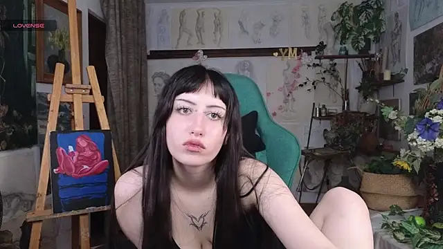 Snapshot of EffieMeowley chatting on May 26, 12:34 pm EffieMeowley online show from May 26, 12:34 pm