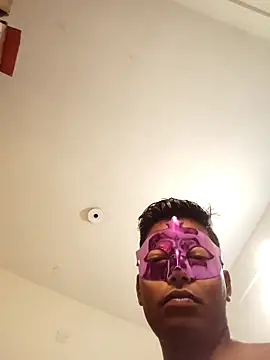 Snapshot of Sweet_Cpl_ chatting on March 11, 2:39 am Sweet Cpl online show from March 11, 2:39 am