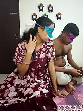 Snapshot of Sweet_Cpl_ chatting on March 15, 12:49 am Sweet Cpl online show from March 15, 12:49 am