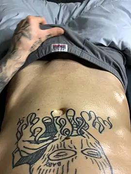 Snapshot of IamAlexei chatting on February 25, 9:57 pm IamAlexei online show from February 25, 9:57 pm