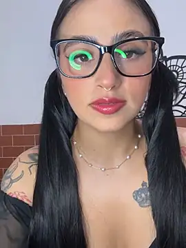 Emily cute777 online show from March 1, 6:37 am