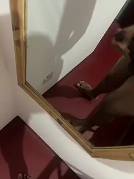 Snapshot of dvnd97 chatting on April 3, 5:55 pm dvnd97 online show from April 3, 5:55 pm