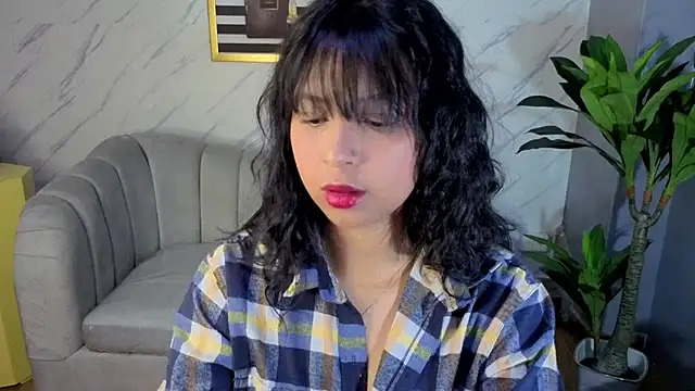 Kristen black T online show from March 26, 3:12 am