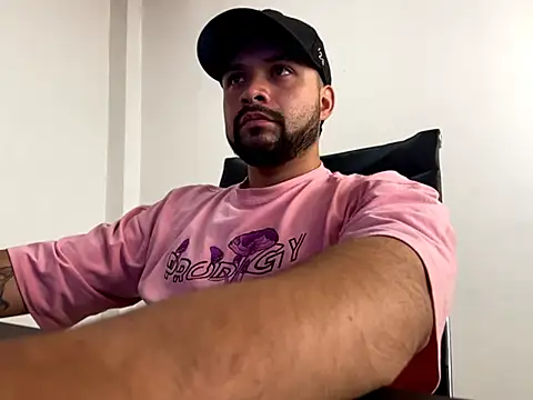 Snapshot of Zion_draftt chatting on March 13, 5:30 pm Zion draftt online show from March 13, 5:30 pm