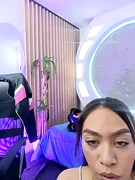 Snapshot of ritzabeth_daniel chatting on March 4, 2:17 am ritzabeth daniel online show from March 4, 2:17 am