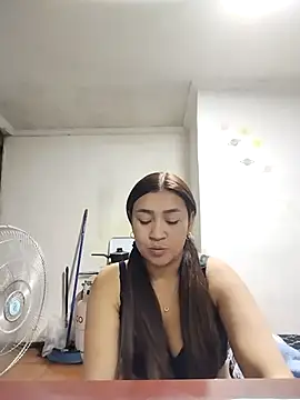 Snapshot of violetax2 chatting on March 17, 11:41 pm violetax2 online show from March 17, 11:41 pm