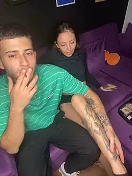 parejahot77 online show from March 22, 6:28 am