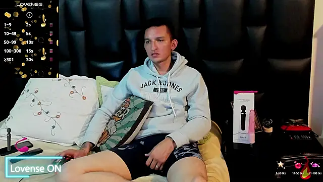 Snapshot of Mike_Waters chatting on March 4, 10:38 pm Mike Waters online show from March 4, 10:38 pm