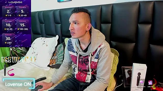 Snapshot of Mike_Waters chatting on March 18, 10:13 pm Mike Waters online show from March 18, 10:13 pm