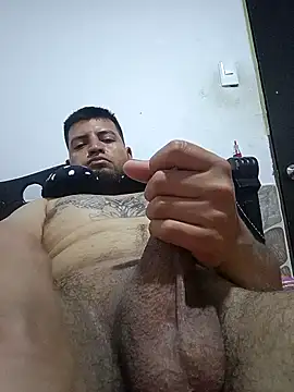 Snapshot of Ozkr777 chatting on March 5, 3:57 am Ozkr777 online show from March 5, 3:57 am