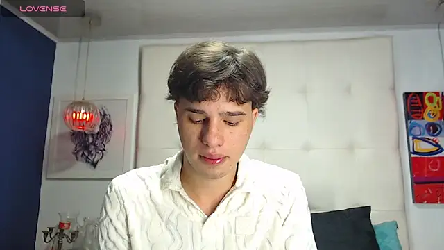 Snapshot of EXCLUSIVE8 chatting on March 20, 4:17 am EXCLUSIVE8 online show from March 20, 4:17 am