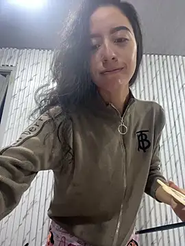 Snapshot of SAMY_AND_ARI chatting on March 20, 10:20 am SAMY AND ARI online show from March 20, 10:20 am