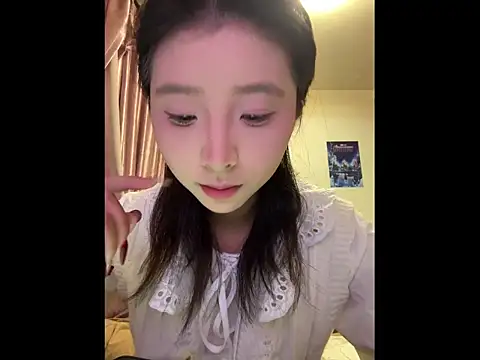 Snapshot of Y--F--LOVE chatting on February 28, 4:19 pm Y--F--LOVE online show from February 28, 4:19 pm