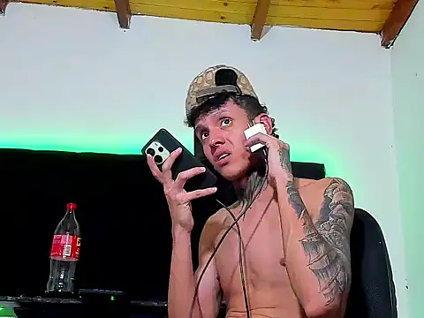 gabriel reyes21 online show from May 10, 5:45 am