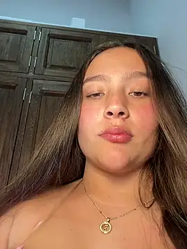 Cami 222 online show from July 30, 2:10 am