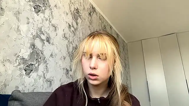 Snapshot of ShariLappas chatting on March 16, 1:04 pm ShariLappas online show from March 16, 1:04 pm