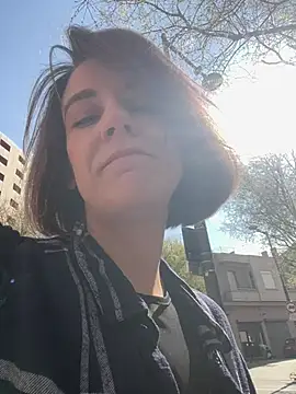 Kamorana online show from March 22, 9:45 am