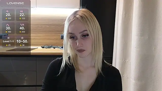 Bella Villen online show from May 30, 4:37 pm