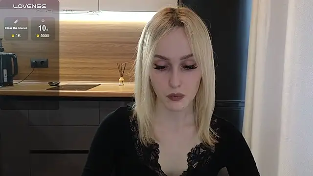 Bella Villen online show from June 3, 11:24 am