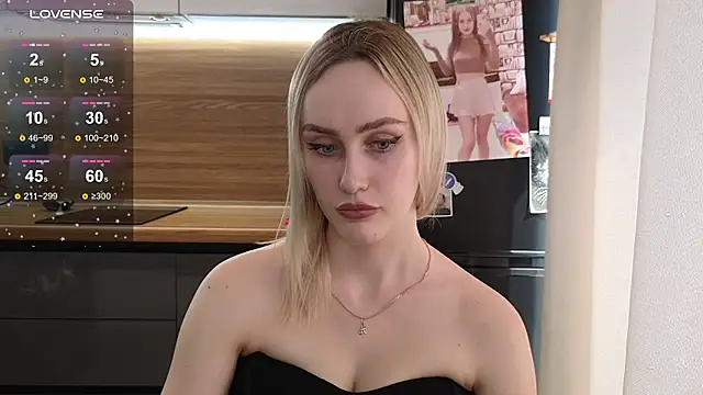 Bella Villen online show from July 10, 8:18 am