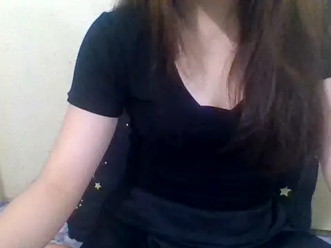 Snapshot of kiraa-007 chatting on April 1, 1:41 pm kiraa-007 online show from April 1, 1:41 pm