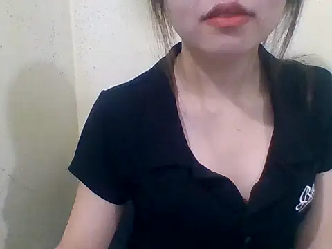 Snapshot of kiraa-007 chatting on April 3, 1:53 pm kiraa-007 online show from April 3, 1:53 pm
