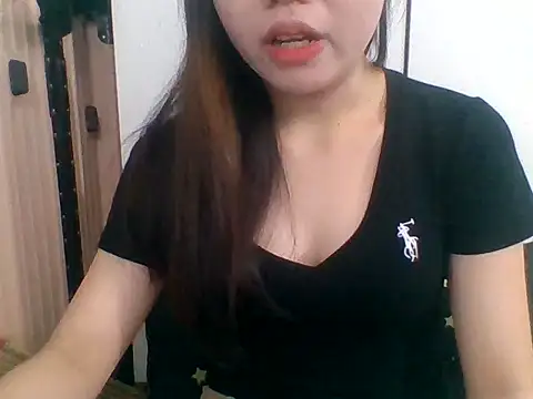 Snapshot of kiraa-007 chatting on April 12, 2:22 pm kiraa-007 online show from April 12, 2:22 pm