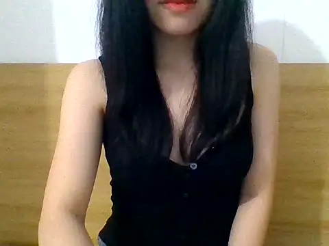 Snapshot of kiraa-007 chatting on July 16, 2:12 pm kiraa-007 online show from July 16, 2:12 pm