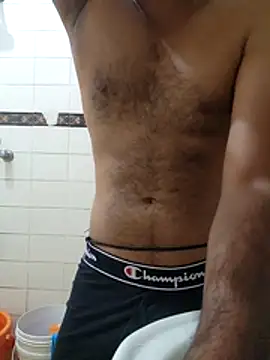 Snapshot of Kingruler10 chatting on March 15, 4:07 am Kingruler10 online show from March 15, 4:07 am