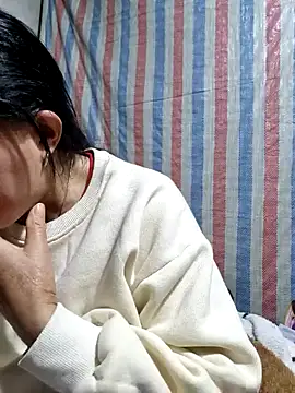 Snapshot of phay79 chatting on March 13, 2:56 pm phay79 online show from March 13, 2:56 pm