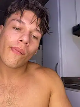 NIKLAS BRAUNN01 online show from March 21, 9:36 am