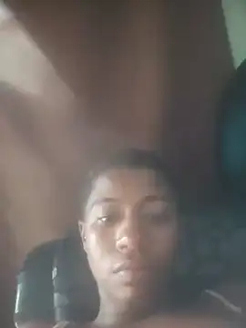 Snapshot of rakeliii chatting on May 22, 6:24 pm rakeliii online show from May 22, 6:24 pm