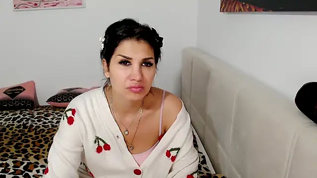 NickyHotXO online show from May 13, 4:37 pm