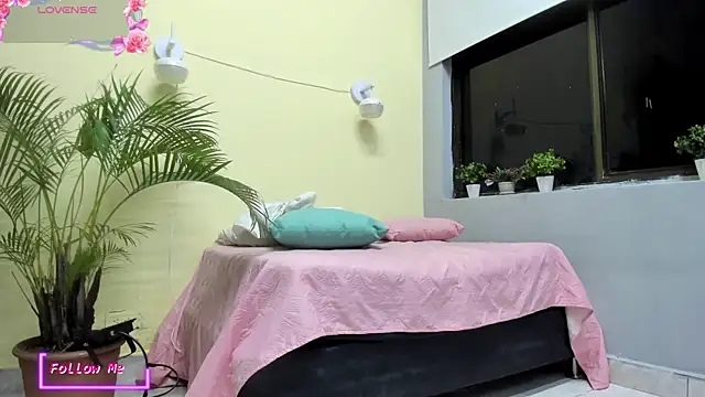  VALERIAGOMEZ online show from March 24, 9:47 am