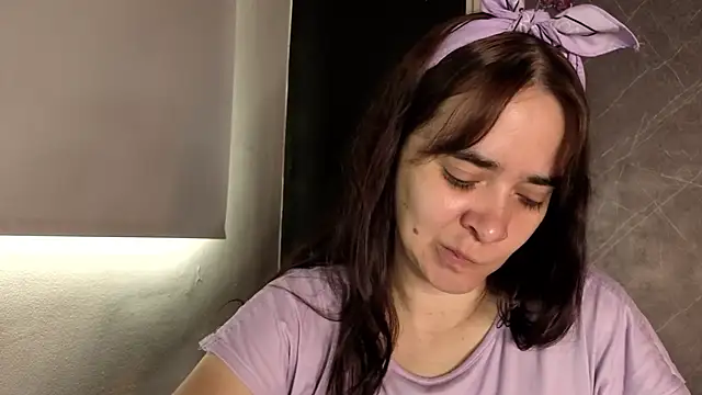  VALERIAGOMEZ online show from June 17, 3:57 pm
