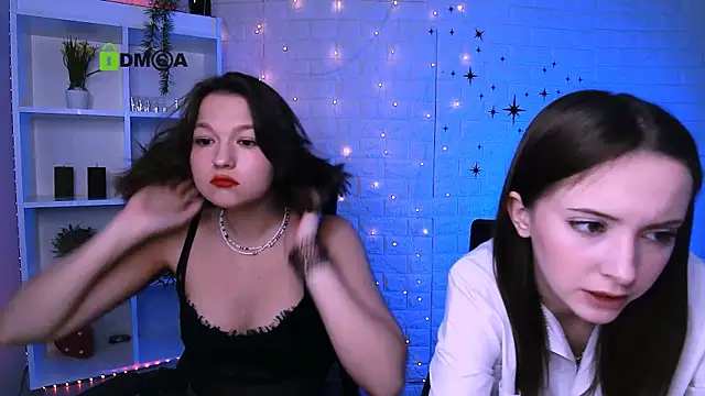 chloe ley online show from June 18, 7:18 pm
