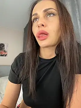 Snapshot of Flexira chatting on April 4, 5:38 am Flexira online show from April 4, 5:38 am