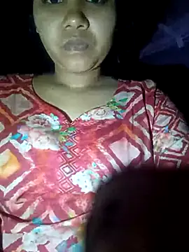 Snapshot of SumonaMoni chatting on March 10, 6:13 pm SumonaMoni online show from March 10, 6:13 pm