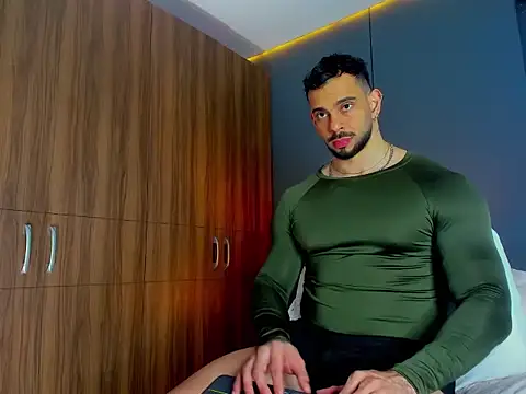 Snapshot of massimo_visconti chatting on March 7, 3:09 pm massimo visconti online show from March 7, 3:09 pm