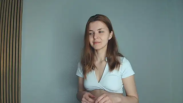 brynnoviedo online show from March 14, 6:41 am