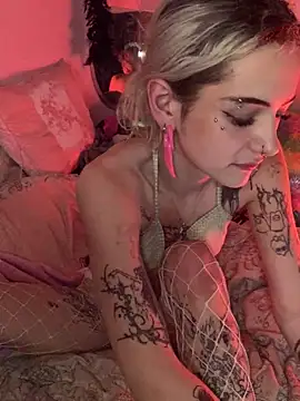 Snapshot of baby_starzx chatting on March 28, 10:53 pm baby starzx online show from March 28, 10:53 pm