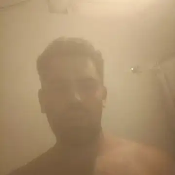 Snapshot of eze_pg chatting on April 6, 5:14 pm eze pg online show from April 6, 5:14 pm