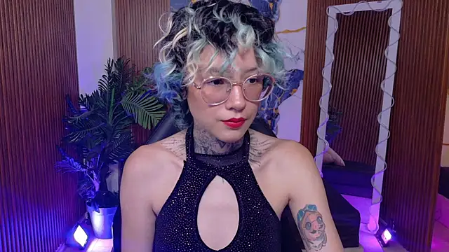 Lyra tay online show from July 11, 7:05 pm