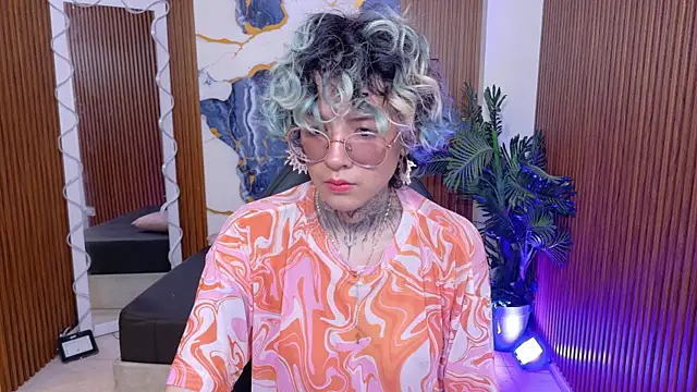 Lyra tay online show from July 24, 7:01 pm