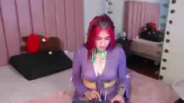SaraLjordad online show from May 11, 7:22 pm