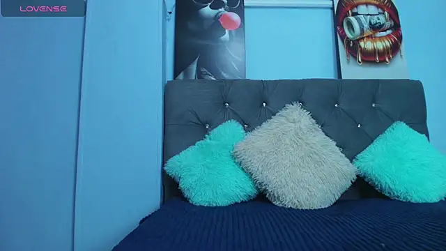 Snapshot of Ebonny_Brown chatting on March 24, 8:47 pm Ebonny Brown online show from March 24, 8:47 pm